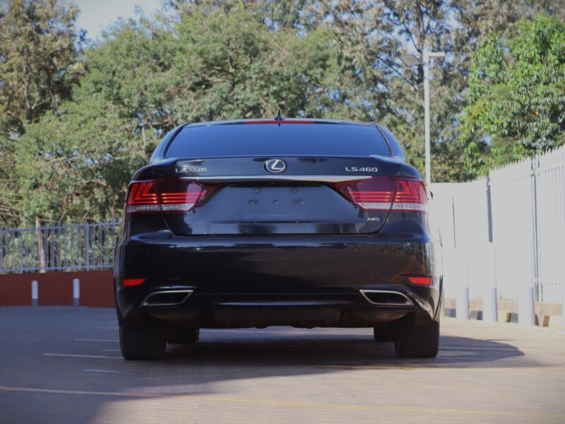The 2013 Lexus LX 460