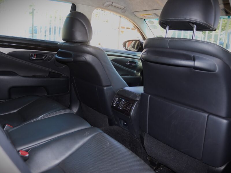The 2013 Lexus LX 460