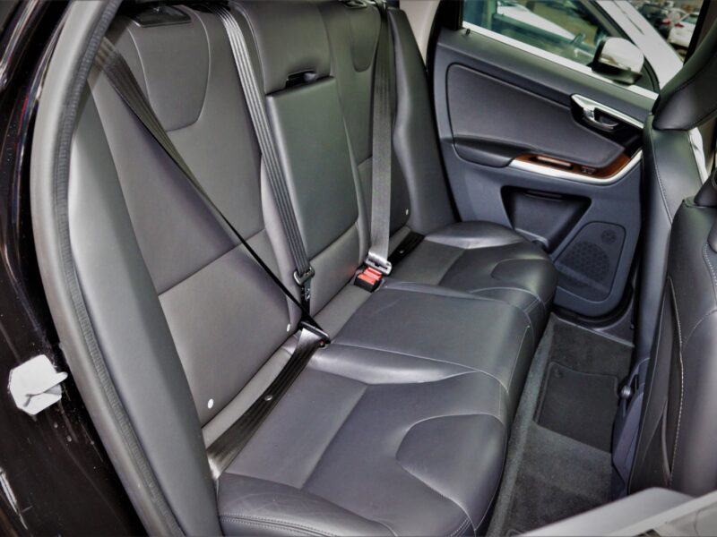 2017 Volvo XC60 D4