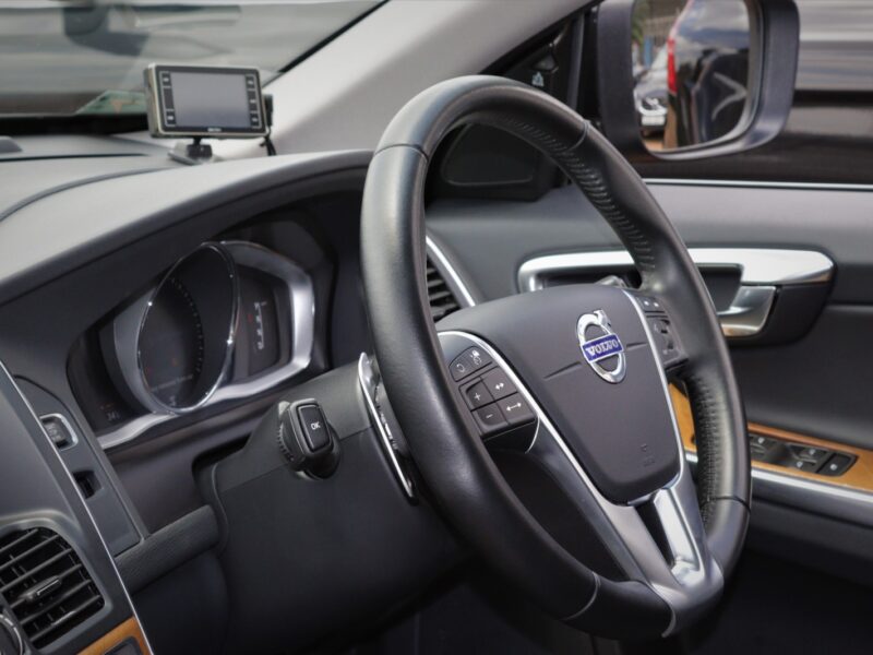 2017 Volvo XC60 D4