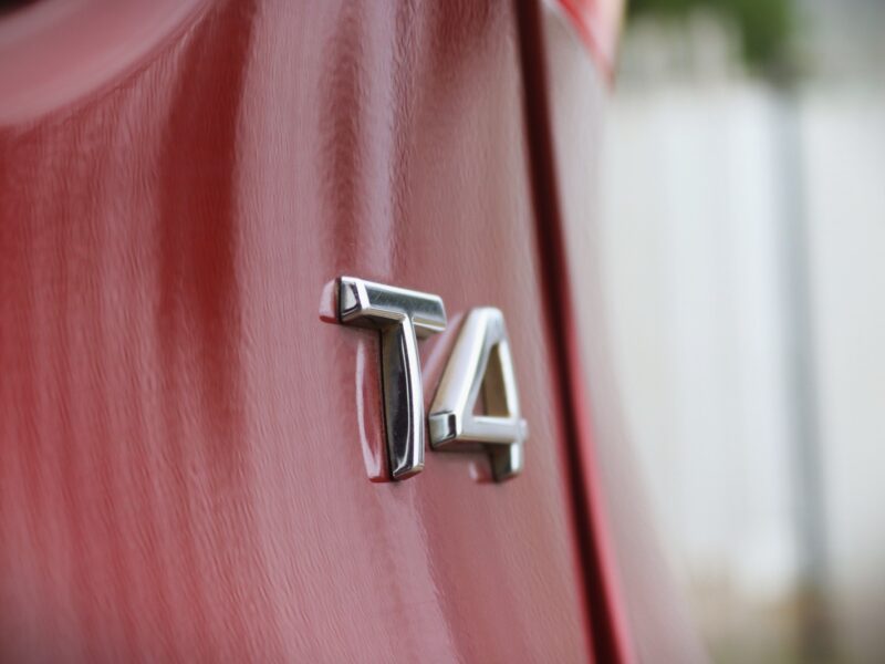 2016 Volvo V40 T4 Wine Red