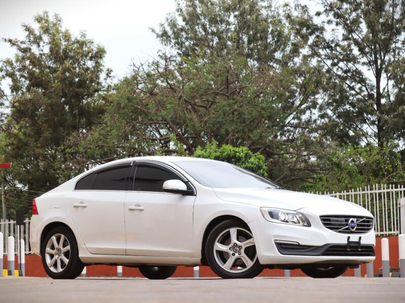 2016 Volvo S60 D4