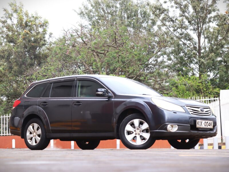 2010 Subaru Outback 2.5L AWD