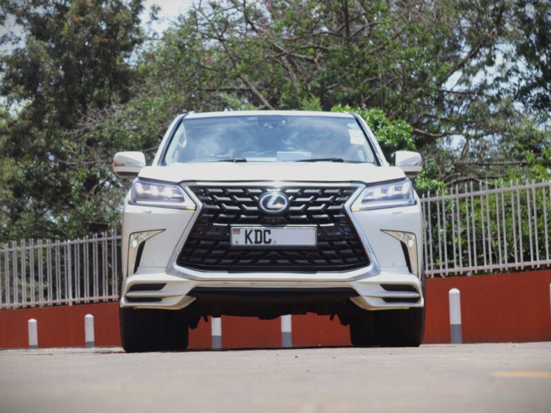 2016 Lexus LX 450d 4.5L Diesel