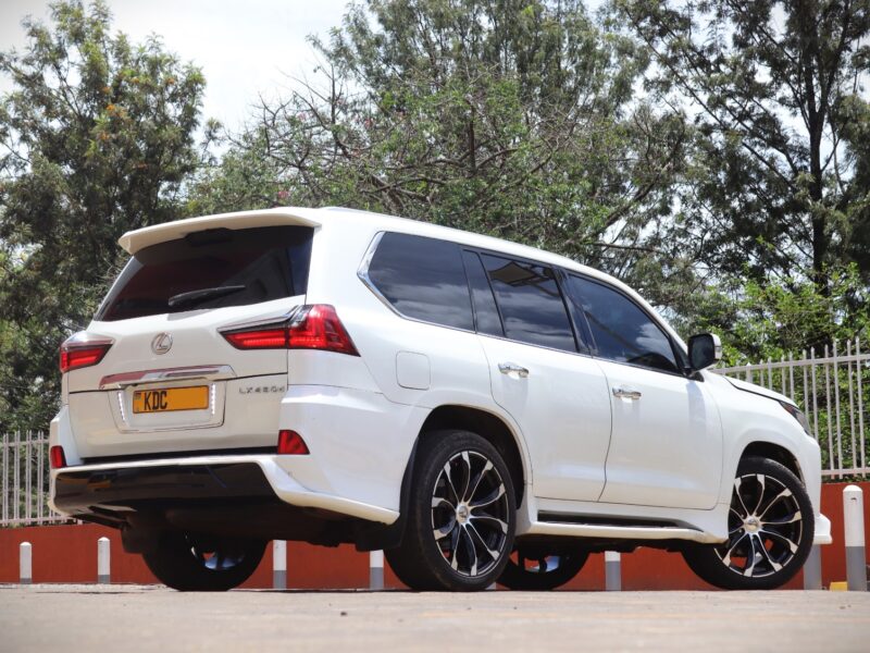 2016 Lexus LX 450d 4.5L Diesel