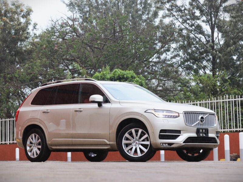 2017 Volvo XC90 T5 – Luxury, Power & Safety