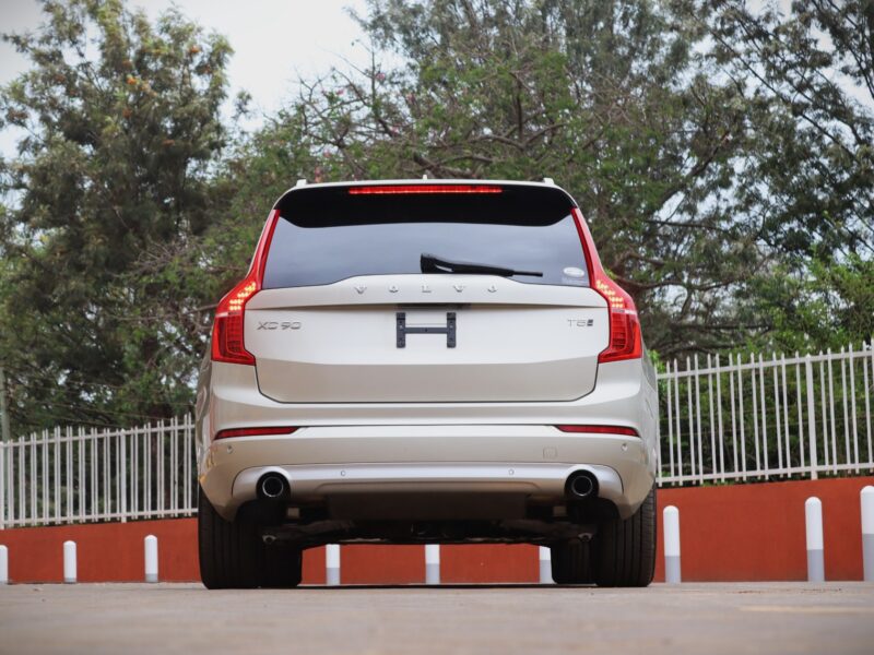 2017 Volvo XC90 T5 – Luxury, Power & Safety