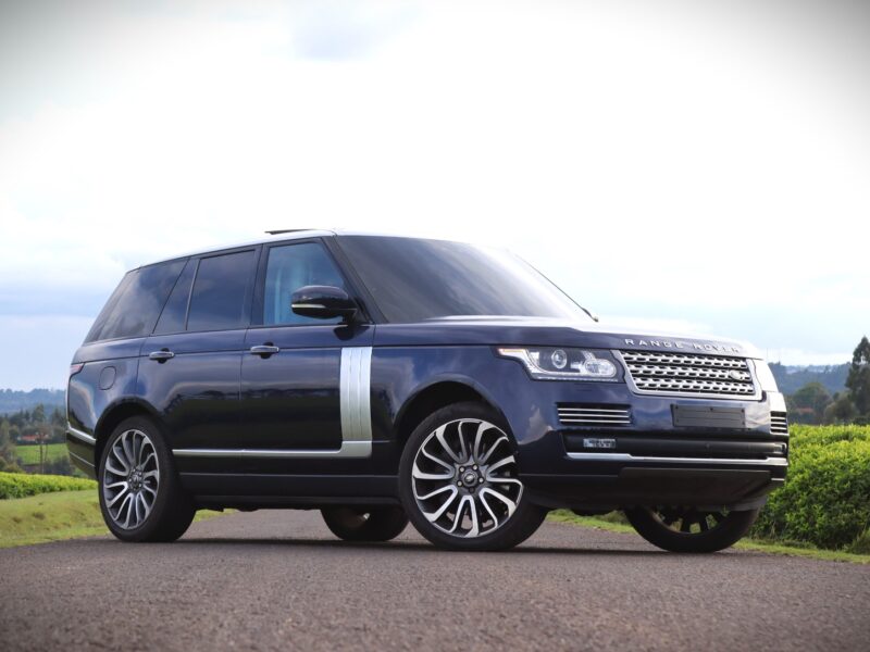 2018 Range Rover Autobiography 4.4L – Power, Luxury & Prestige