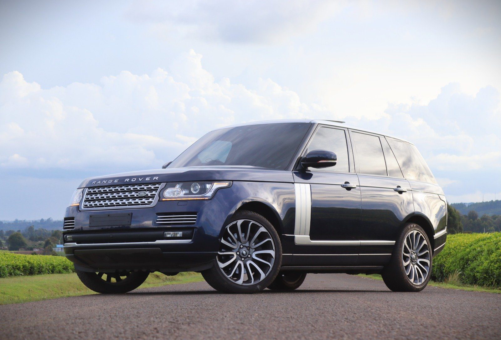 2018 Range Rover Autobiography 4.4L – Power, Luxury & Prestige - AutoEmpire
