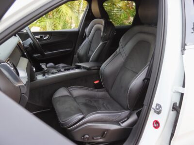 2018 Volvo XC60 D4 R-Design – Sporty, Sleek & Powerful 🚗💨