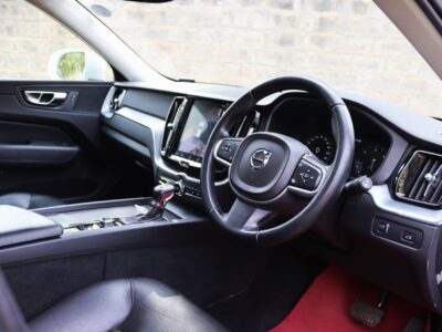 2017 Volvo XC60 D4 (New Shape) – Modern, Efficient & Safe 🚗✨