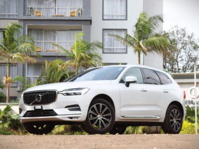 2018 Volvo XC60 D4 R-Design – Sporty. Stylish. Safe. 🚗🔥