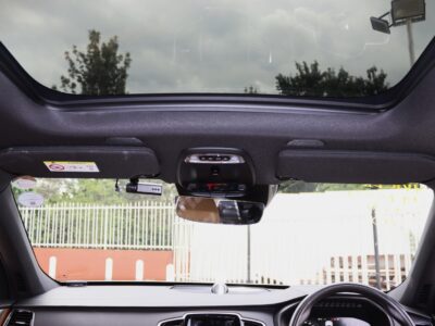 2019 Volvo XC90 T8 Plug-in Hybrid – Luxury, Power & Sustainability 🔋🚙