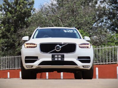 2018 Volvo XC90 Nordic Edition – Elegance Meets Power in a 7-Seater SUV 🚙❄️