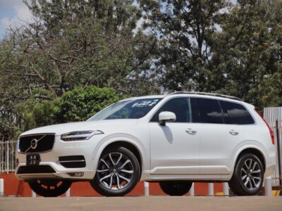 2018 Volvo XC90 Nordic Edition – Elegance Meets Power in a 7-Seater SUV 🚙❄️