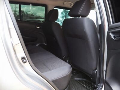 🚗 2016 Suzuki Swift – Compact, Stylish & Fuel Efficient!