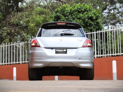 🚗 2016 Suzuki Swift – Compact, Stylish & Fuel Efficient!