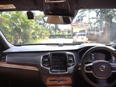 2018 Volvo XC90 T8 Inscription Plug-In Hybrid with Sunroof – Luxury & Power Combined