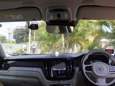 2018 Volvo XC60 D4 White - ❄️ Elegant & Powerful