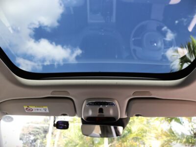 2018 Volvo XC60 D4 White - ❄️ Elegant & Powerful