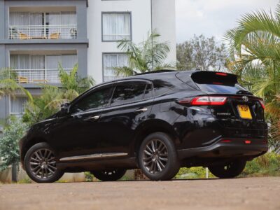🚗 2017 Toyota Harrier Black – Sleek, Spacious, and Reliable