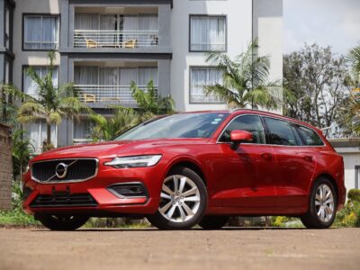 🚘 2018 Volvo V60 T5 – New Shape - Luxury Wagon with Performance