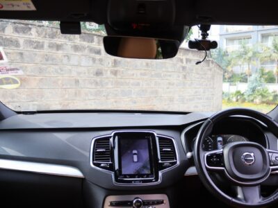 2017 Volvo XC90 T5 AWD – Luxury Family SUV in Striking Blue 💙