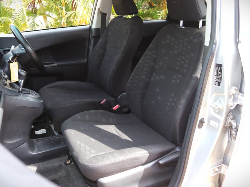 2012 Toyota Ractis – Compact, Reliable & Ready for City Life 🚗