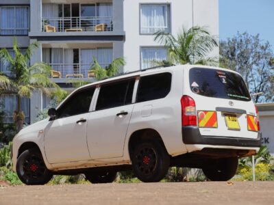 2014 Toyota Succeed – Compact Utility That Goes the Distance 🚗💼