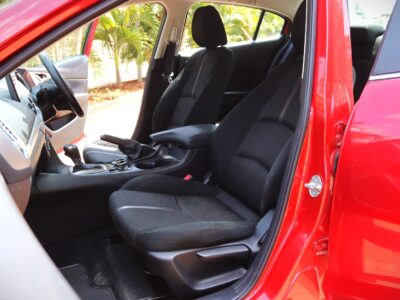 2018 Mazda Axela Red Wine – Sleek, Sporty & Fuel-Efficient Sedan 🍷🚗 | Now Available in Nairobi