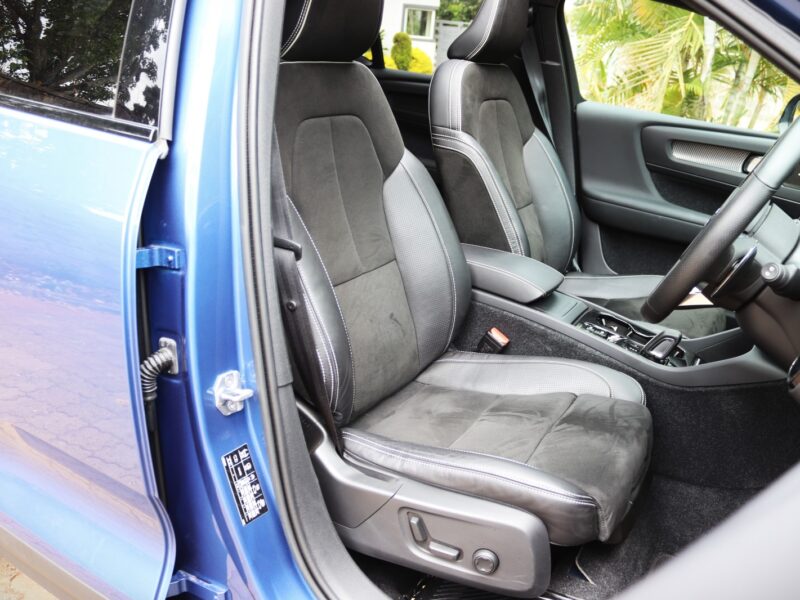 2018 Volvo XC40 R-Design T5 AWD β Bold Blue Beast with Turbo Power πβ‘ | For Sale at AutoEmpire Kenya