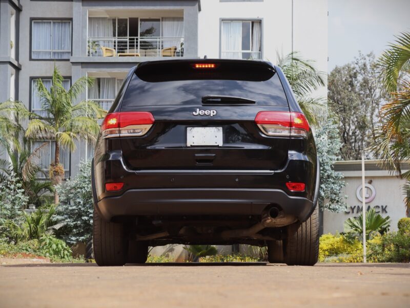 2018 Jeep Grand Cherokee – Rugged American Luxury Meets Kenyan Roads 🇺🇸💪 | Now Available at AutoEmpire
