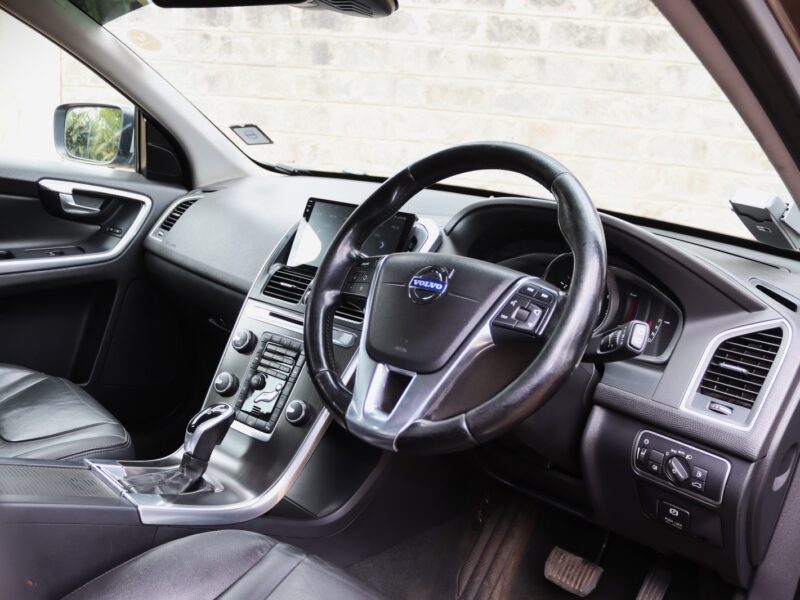 2014 Volvo XC60 T5 – Sleek, Safe, and Turbocharged for Everyday Adventure 🚙⚡ | For Sale at AutoEmpire Kenya