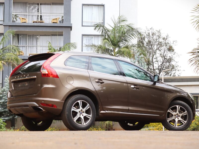 2014 Volvo XC60 T5 – Sleek, Safe, and Turbocharged for Everyday Adventure 🚙⚡ | For Sale at AutoEmpire Kenya