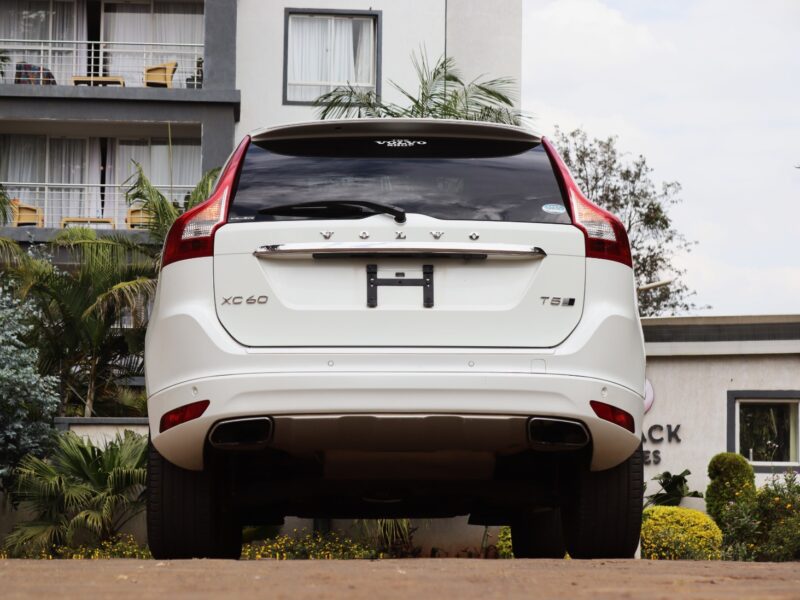 2015 Volvo XC60 – White Elegance, Petrol Power & Scandinavian Safety ⚪🚗 | For Sale at AutoEmpire Kenya