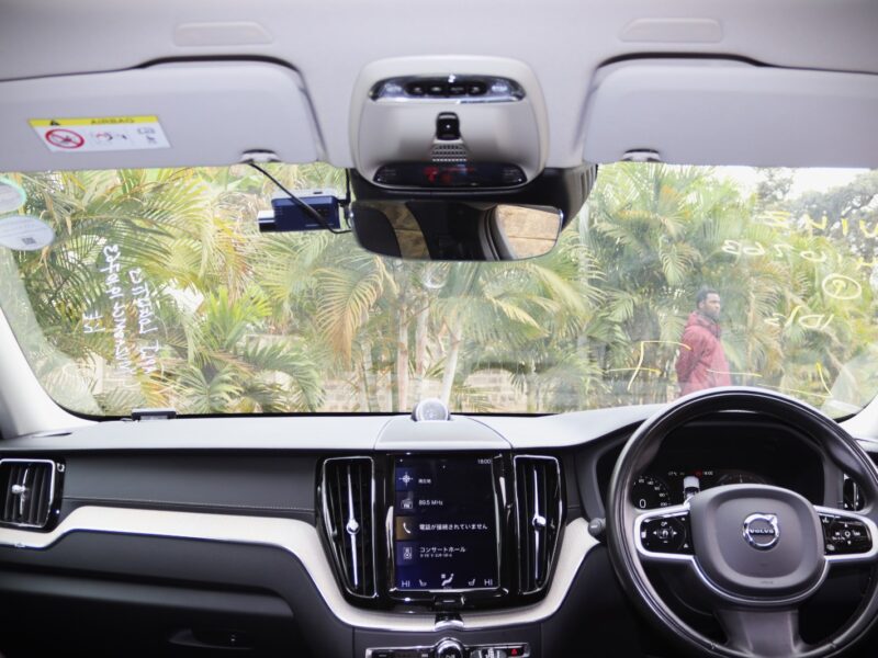 2019 Volvo XC60 – Sleek Silver Luxury SUV with Power, Comfort & Safety ⚡🚙 | Available at VolvoShop Kenya