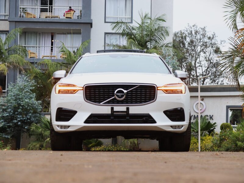 2018 Volvo XC60 T6 R-Design – Turbocharged Elegance Meets Dynamic Performance ⚡🔵 | Now Available at AutoEmpire Kenya