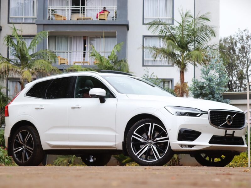 2018 Volvo XC60 T6 R-Design – Turbocharged Elegance Meets Dynamic Performance ⚡🔵 | Now Available at AutoEmpire Kenya