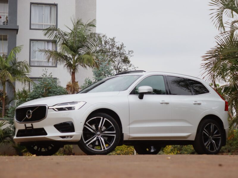 2018 Volvo XC60 T6 R-Design – Turbocharged Elegance Meets Dynamic Performance ⚡🔵 | Now Available at AutoEmpire Kenya