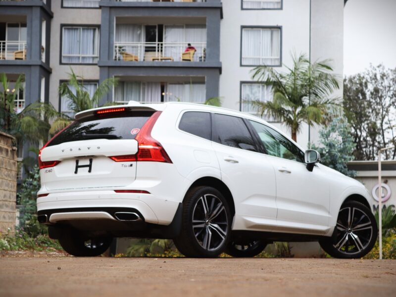 2018 Volvo XC60 T6 R-Design – Turbocharged Elegance Meets Dynamic Performance ⚡🔵 | Now Available at AutoEmpire Kenya