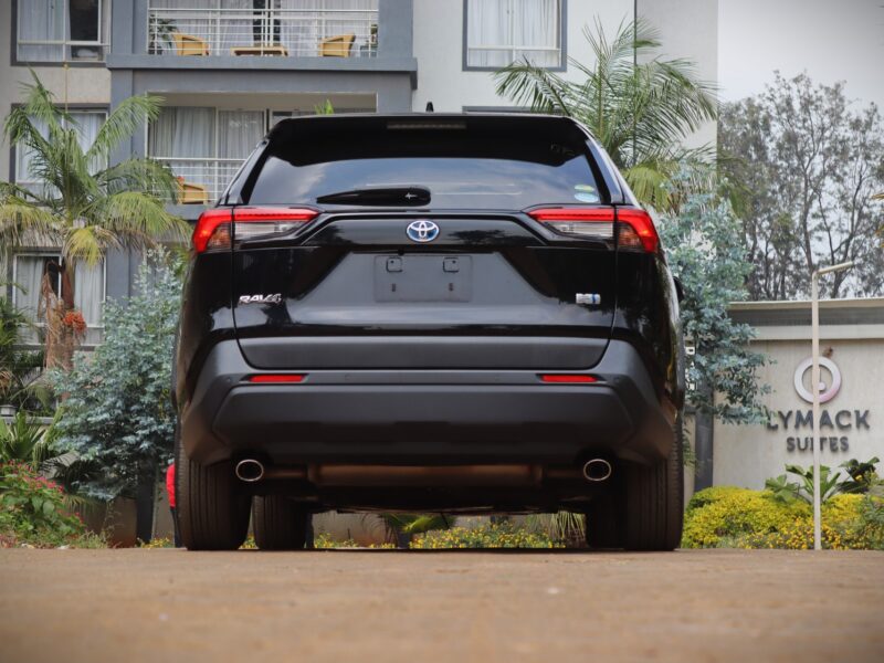🌿 2020 Toyota RAV4 Hybrid – Efficiency Meets Adventure | Black | AWD | Petrol-Electric
