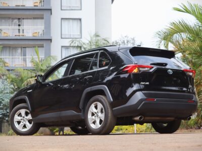 🌿 2020 Toyota RAV4 Hybrid – Efficiency Meets Adventure | Black | AWD | Petrol-Electric
