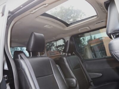 🚐 2016 Toyota Voxy – Spacious 7-Seater MPV with Double Sunroof | Black | Family Comfort Redefined