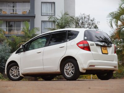 🚗 2012 Honda Fit – Reliable, Fuel Efficient & Budget-Friendly | NON-HYBRID