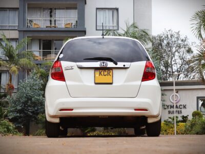 🚗 2012 Honda Fit – Reliable, Fuel Efficient & Budget-Friendly | NON-HYBRID