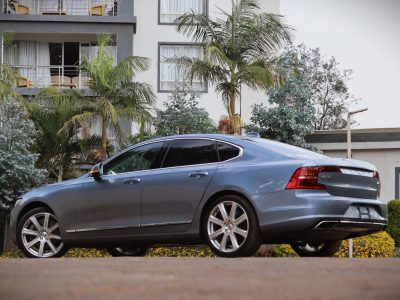 🚘 2018 Volvo S90 T6 Inscription – Blue | Luxury Sedan for Sale in Nairobi, Kenya
