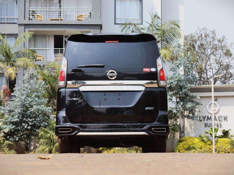 🚐 2018 Nissan Serena Autech – Black | Premium 8-Seater Family Van for Sale in Nairobi, Kenya