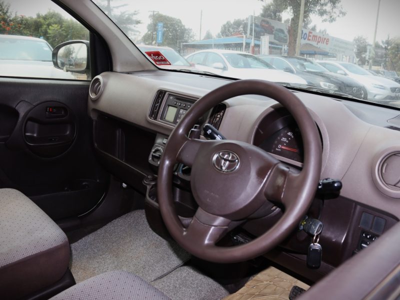 🚗 2014 Toyota Passo – White | Affordable, Reliable, and Fuel-Efficient Hatchback for Sale in Nairobi, Kenya