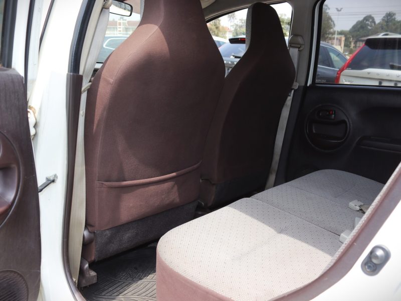 🚗 2014 Toyota Passo – White | Affordable, Reliable, and Fuel-Efficient Hatchback for Sale in Nairobi, Kenya