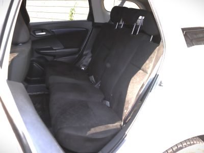 🚗 2018 Honda Fit Shuttle Hybrid – Elegant White, Stylish, Spacious, and Fuel-Efficient Wagon for Sale in Nairobi, Kenya